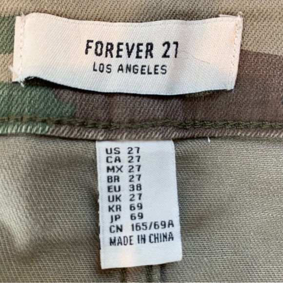 Forever 21 Camo Raw Hem Short Jean Skirt - Picture 6 of 8